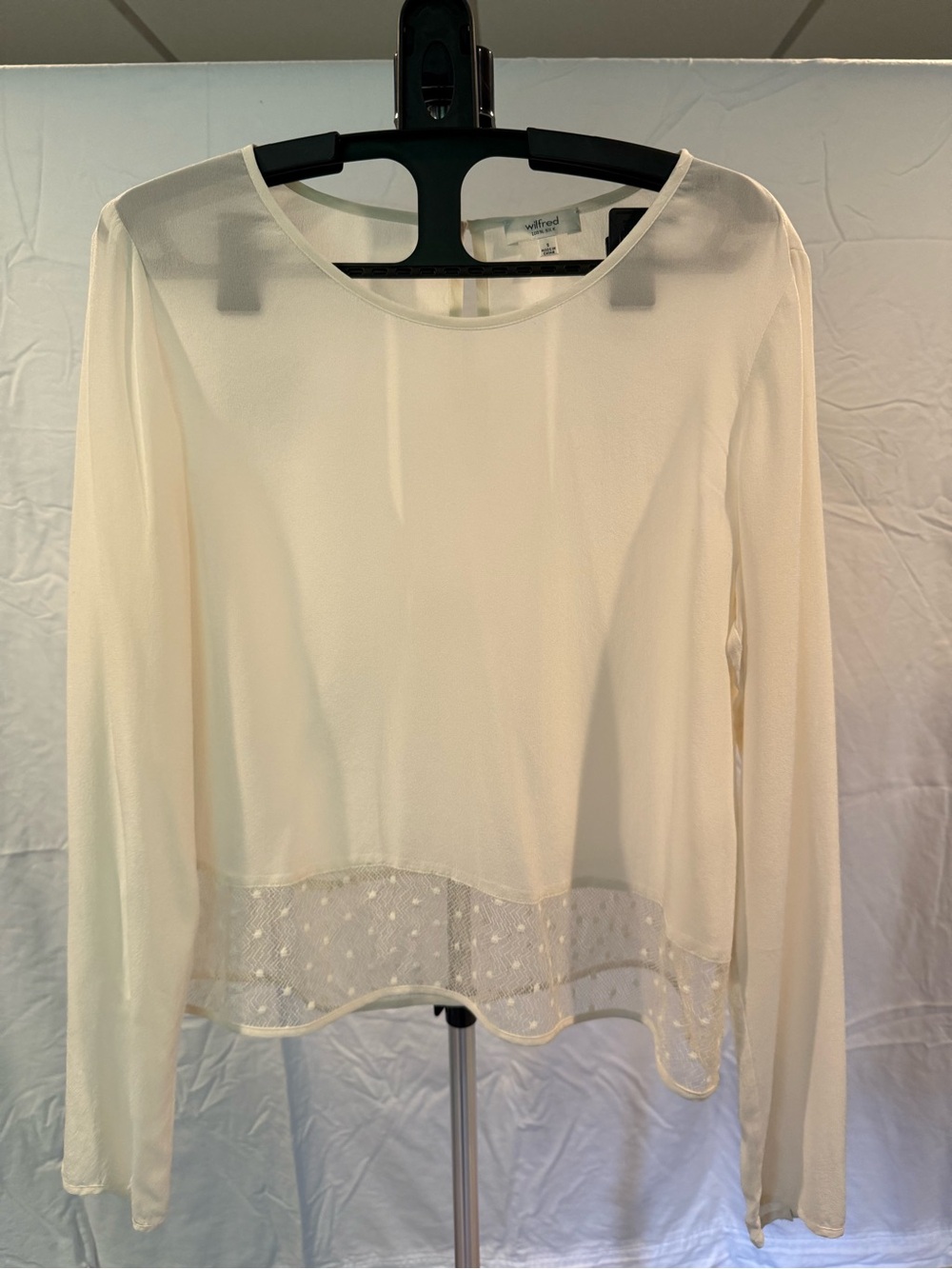 Aritzia Wilfred Ivory Silk Long-Sleeve Sheer Hem Top